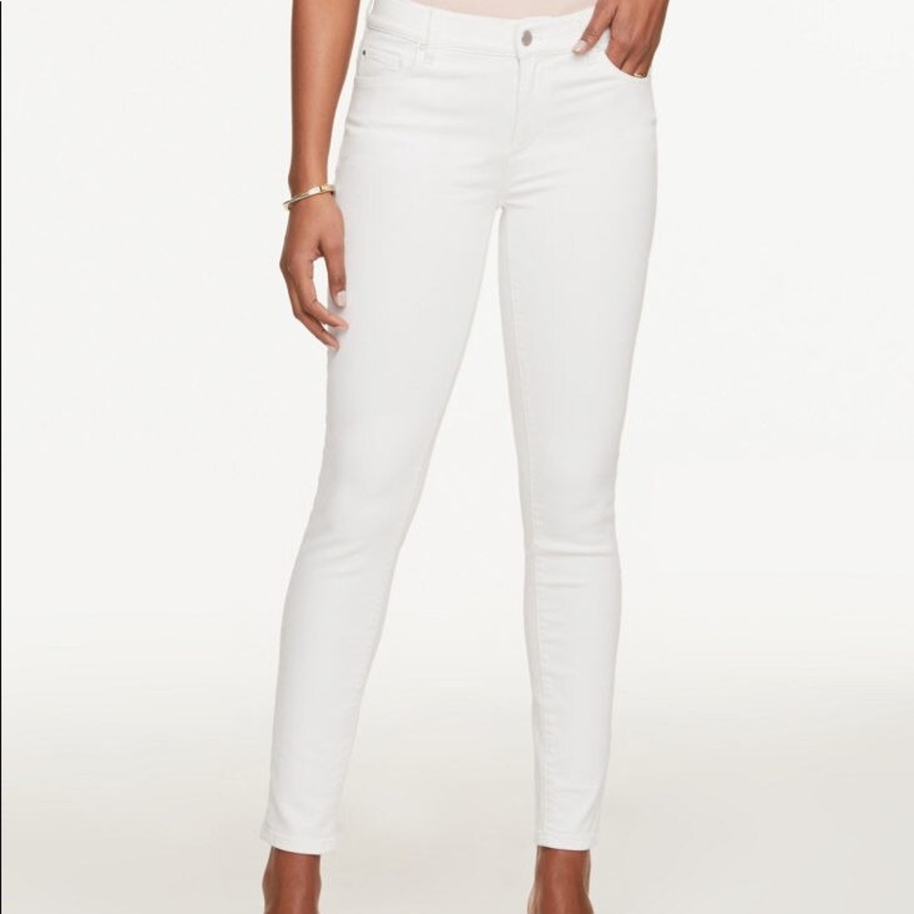 NWT Ann Taylor skinny white jeans, size 18